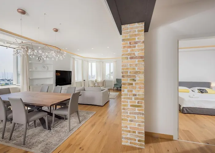 Riva Agava Waterfront Σπλιτ